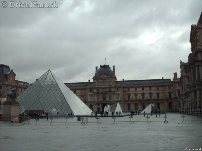 Louvre Paris France_15