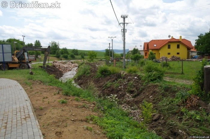Ohrozené boli hlavne domy na úrovni hornej úrovne koryta potoka Šomka
