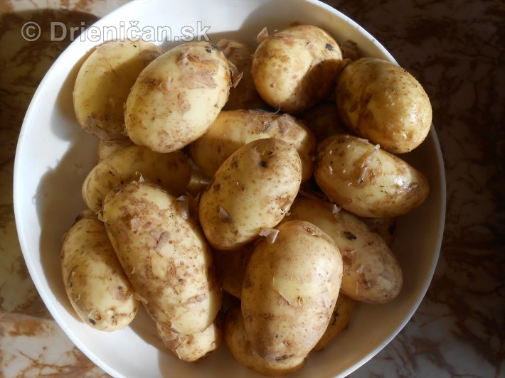 A takto vyzerajú tohtoročné zemiaky, svojou veľkosťou ideálne na akékoľvek upotrebenie.